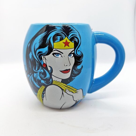 New DC Comics Wonder Woman Oval blue coffee mug - Picture 1 of 8